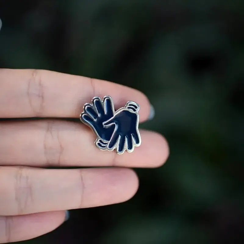 Pin Libras