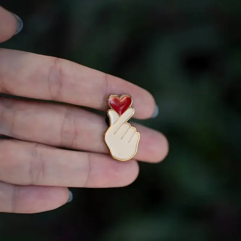 Pin Coração Coreano
